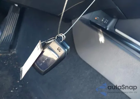 2025 Toyota Camry Le из США, поврежденный, VIN 4T1DAACK6SU621817